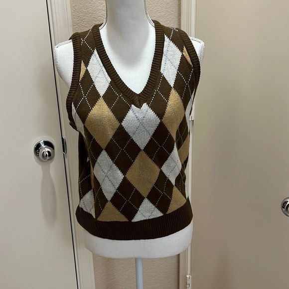 Love tree sweater vest - Picture 1 of 5